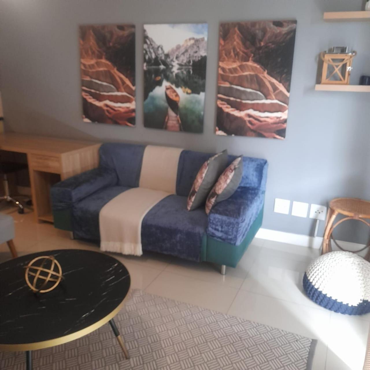 Home Relaxation In The City كيب تاون الغرفة الصورة